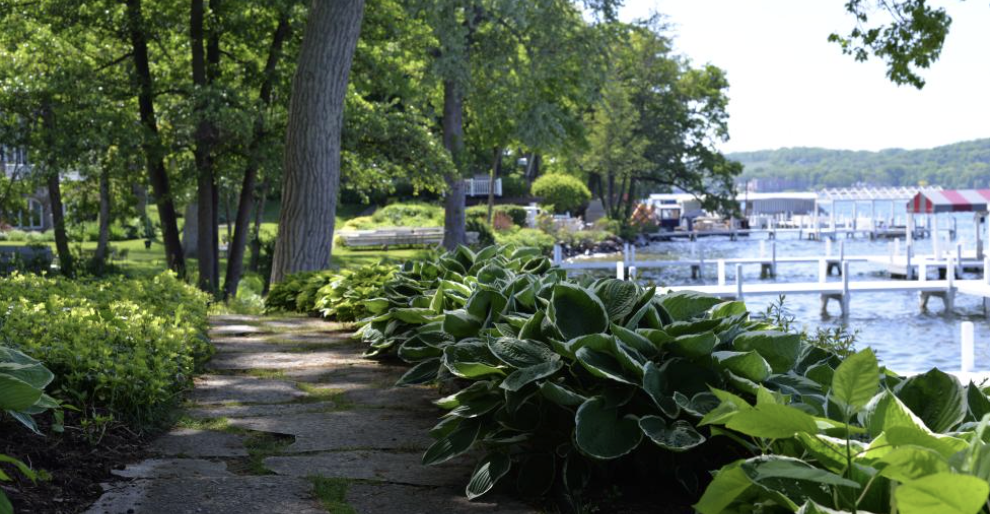 In Full Bloom: The Enchanted Estates of Lake Geneva